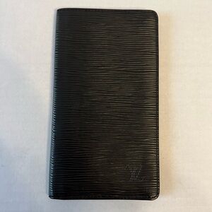 Louis‎ Vuitton black epi long bifold wallet